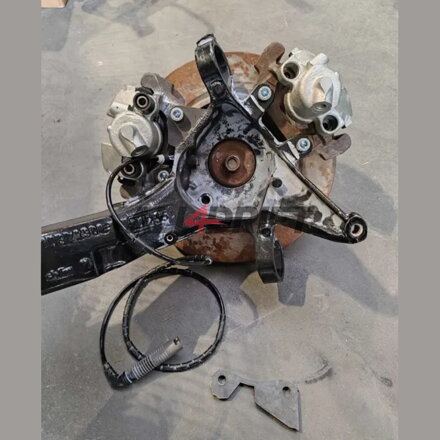 Adaptér pro připojení brzdičů pro hydraulickou ruční brzdu BMW E46 V2 abs - navařovací 