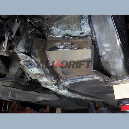 Vyztužení kapsy BMW E36 Drift verze  