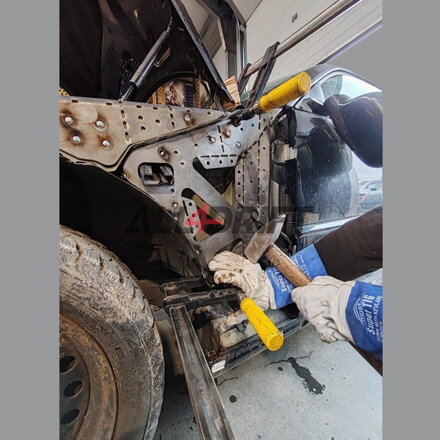 Vyztužení podbehú blatníků BMW E46